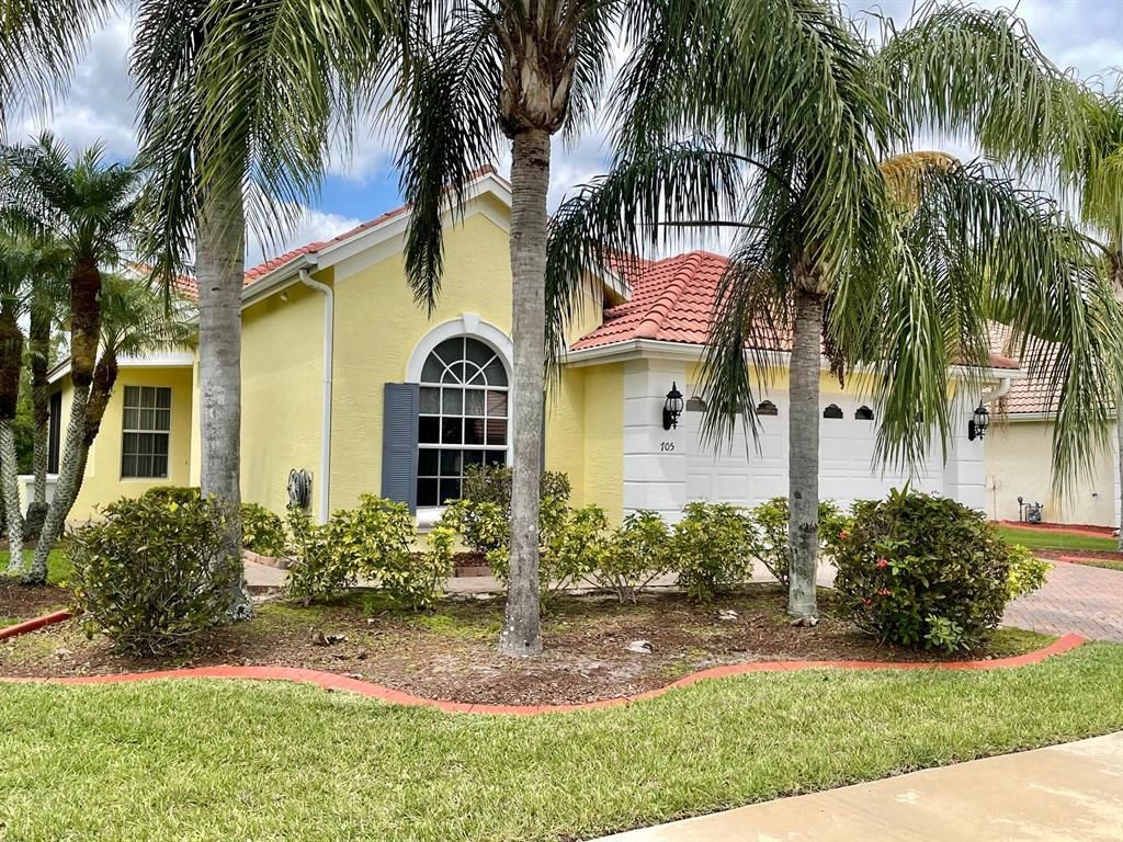 Photo of 705 SW Munjack Circle, Port Saint Lucie, FL 34986 (MLS # R10702095)