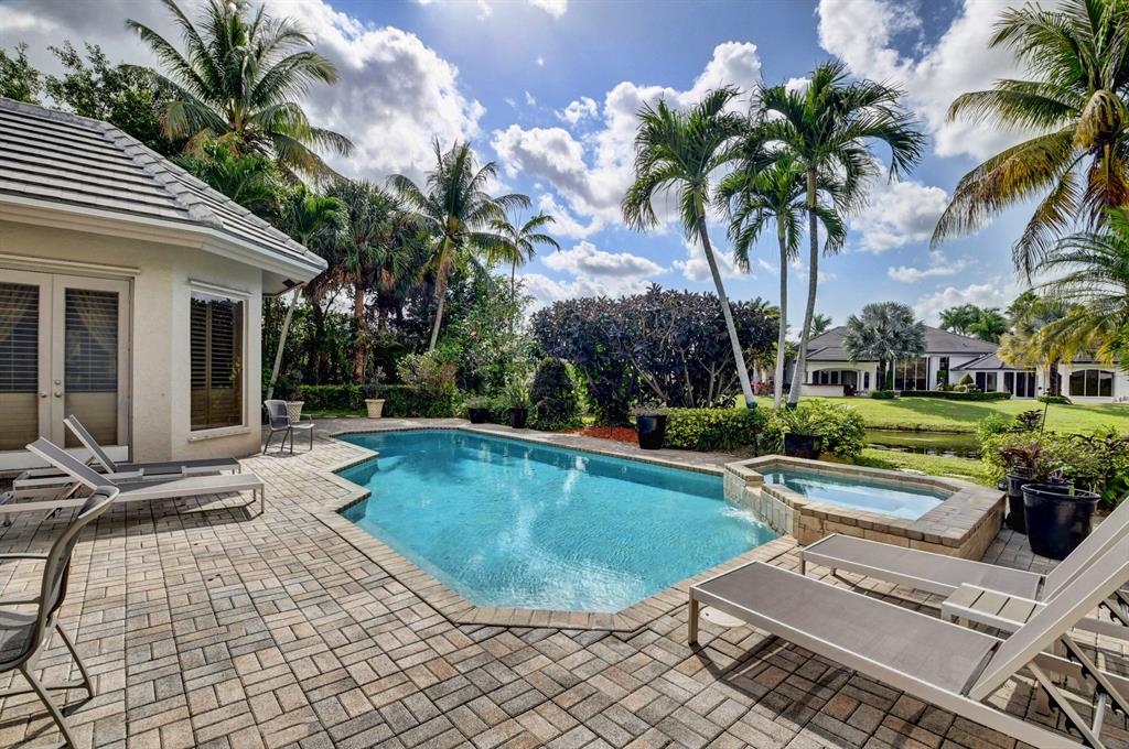 ST ANDREWS COUNTRY CLUB - Residential