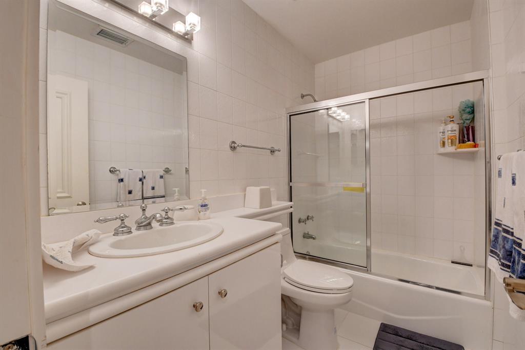 ST ANDREWS COUNTRY CLUB - Residential