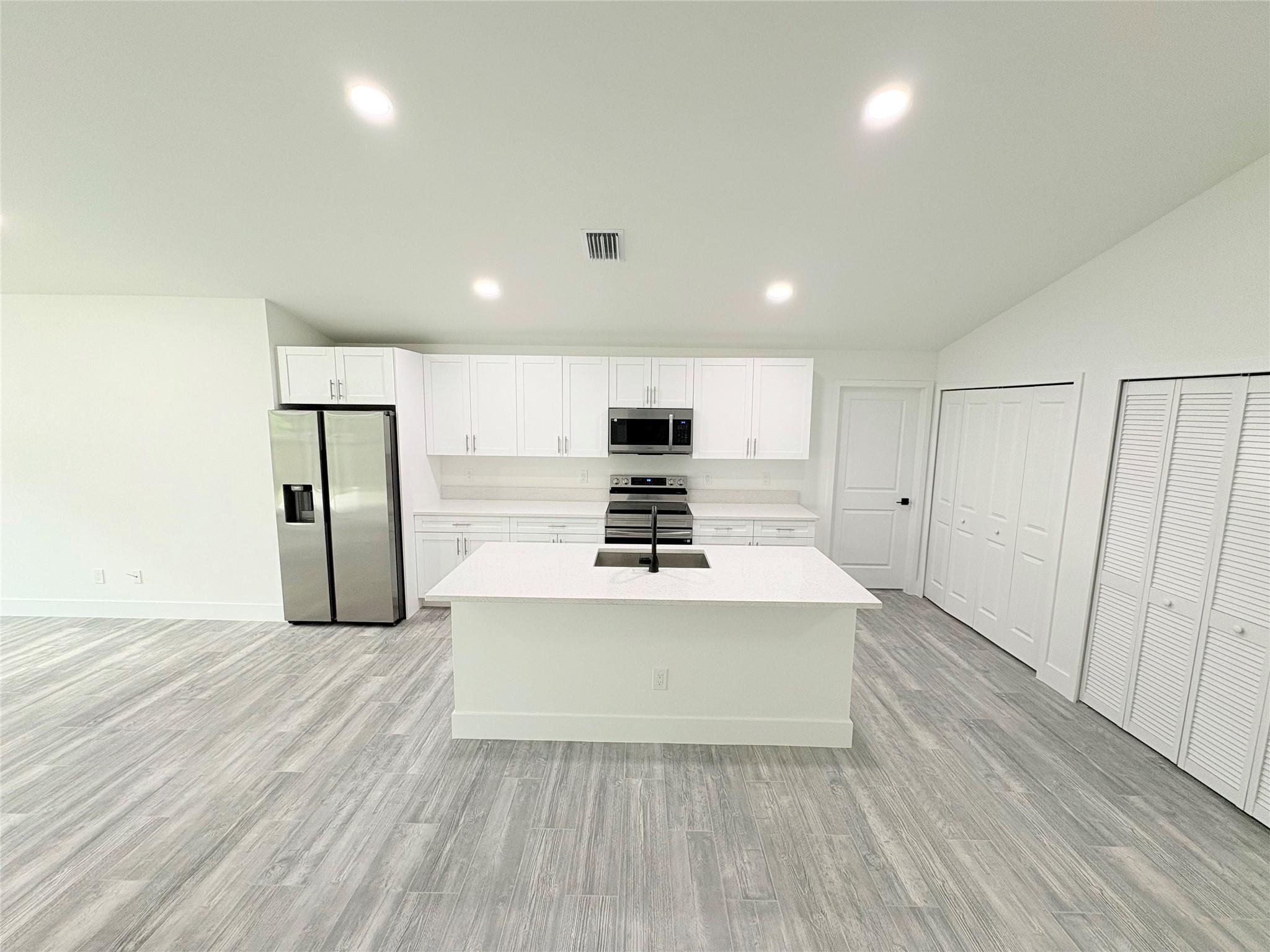 Basswood Un 4 - Residential