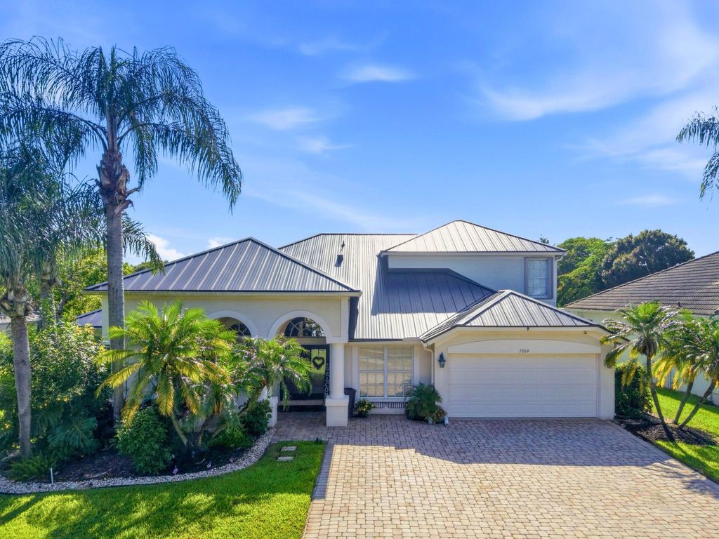 Photo of 7209 Serrano Terrace, Delray Beach, FL 33446 (MLS # B26047608)