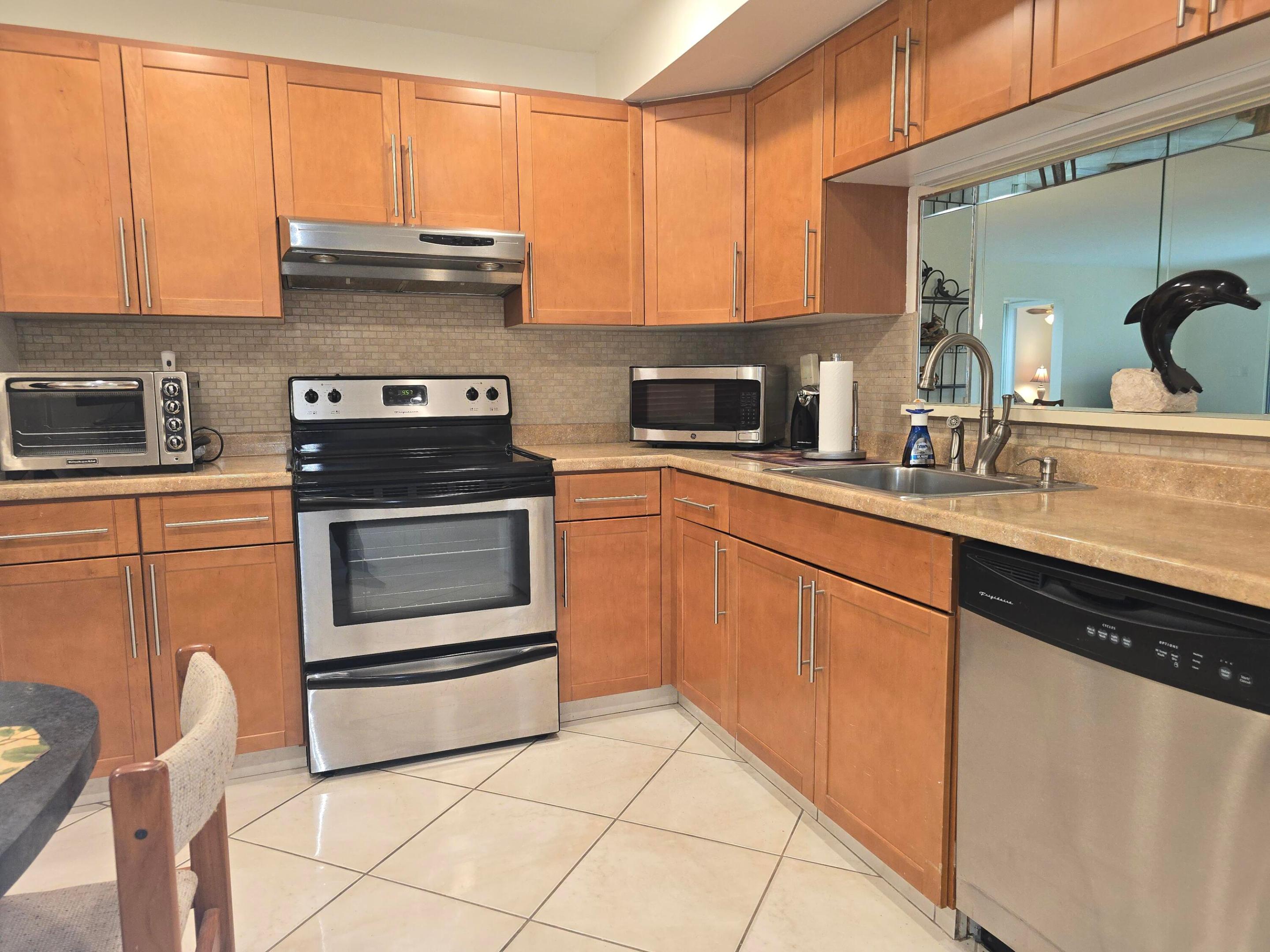 BIMINI VILLAGE C CONDO - Residential Lease