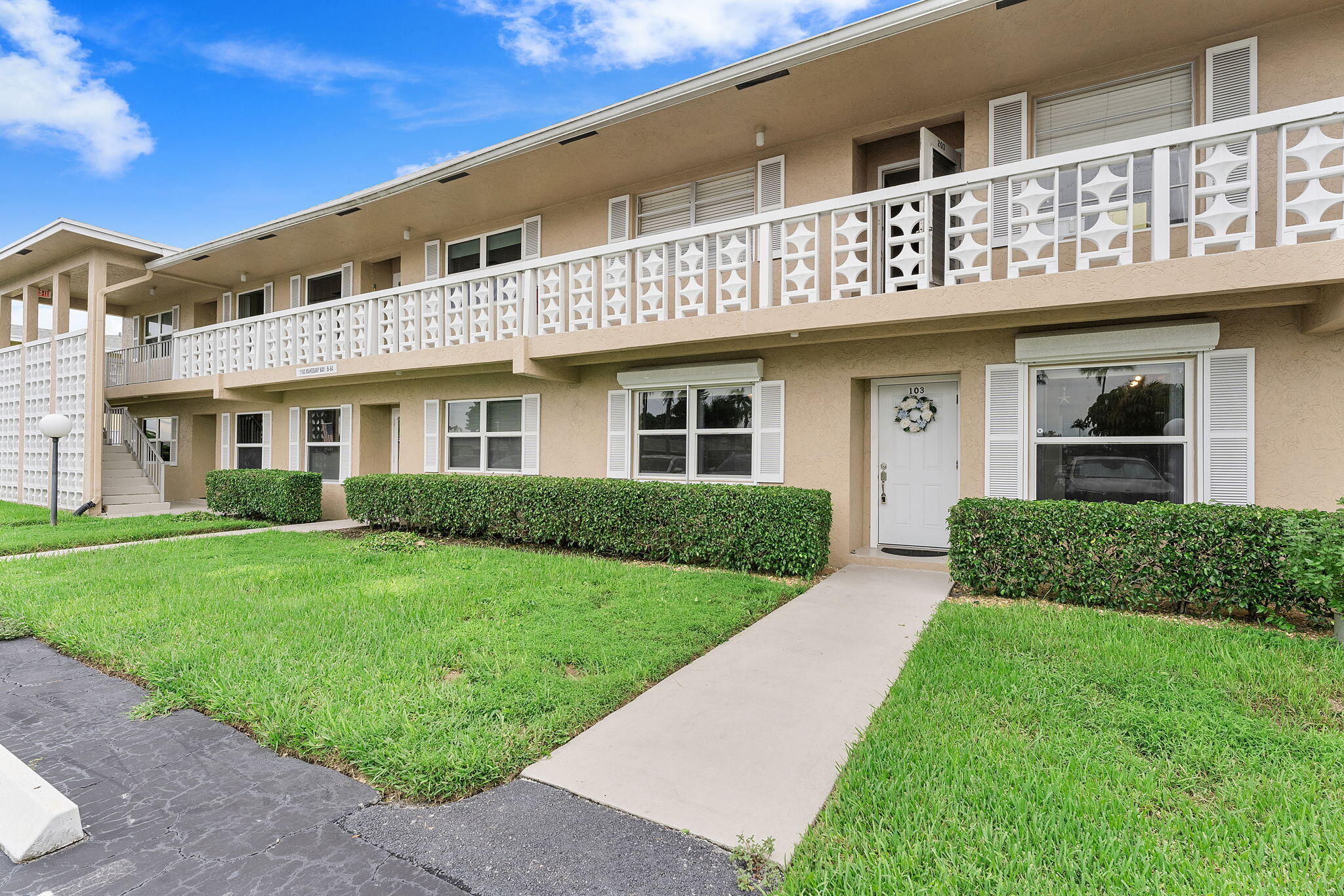 1160 Mahogany Way 103