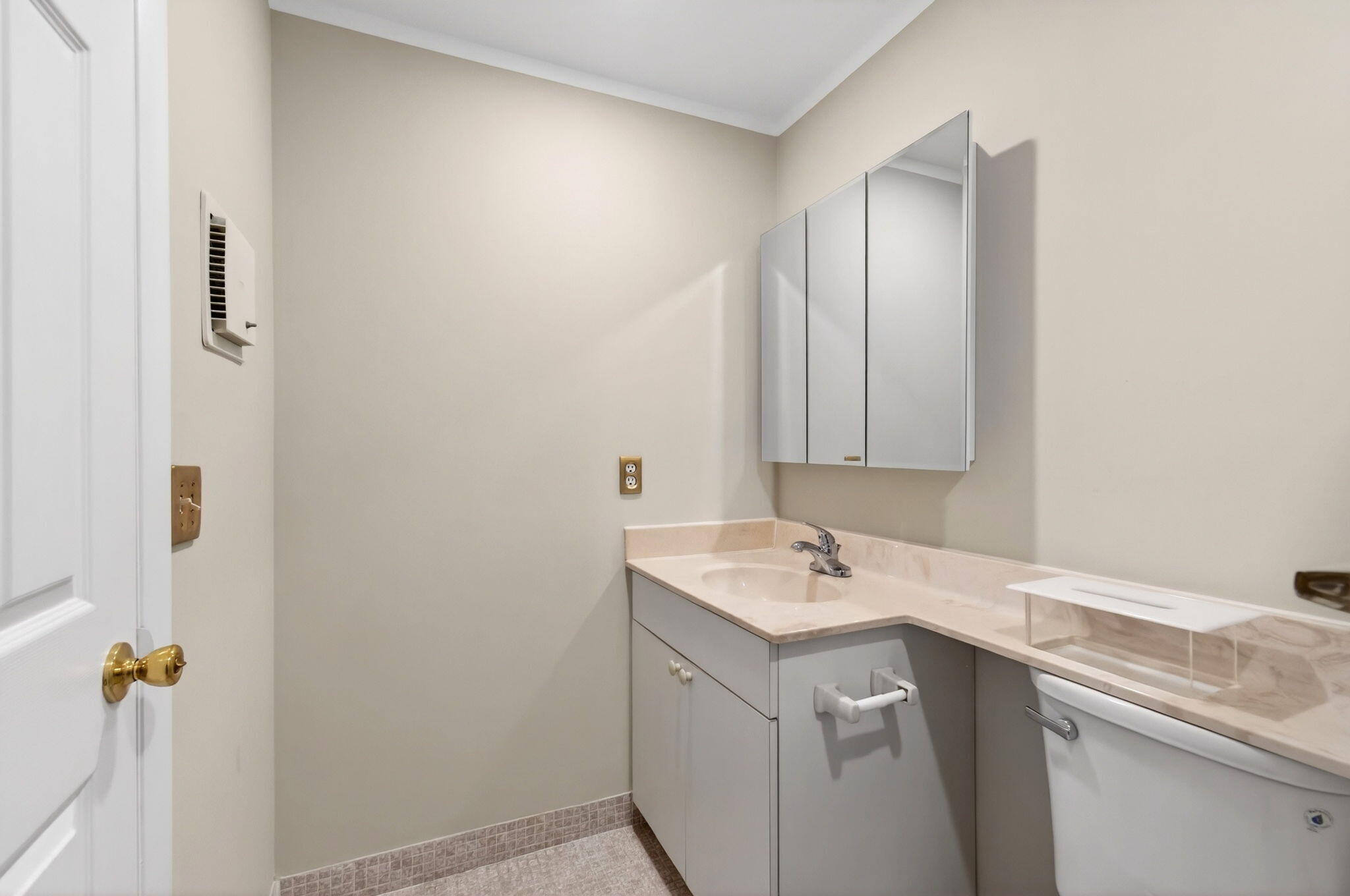 KINGS POINT - Residential
