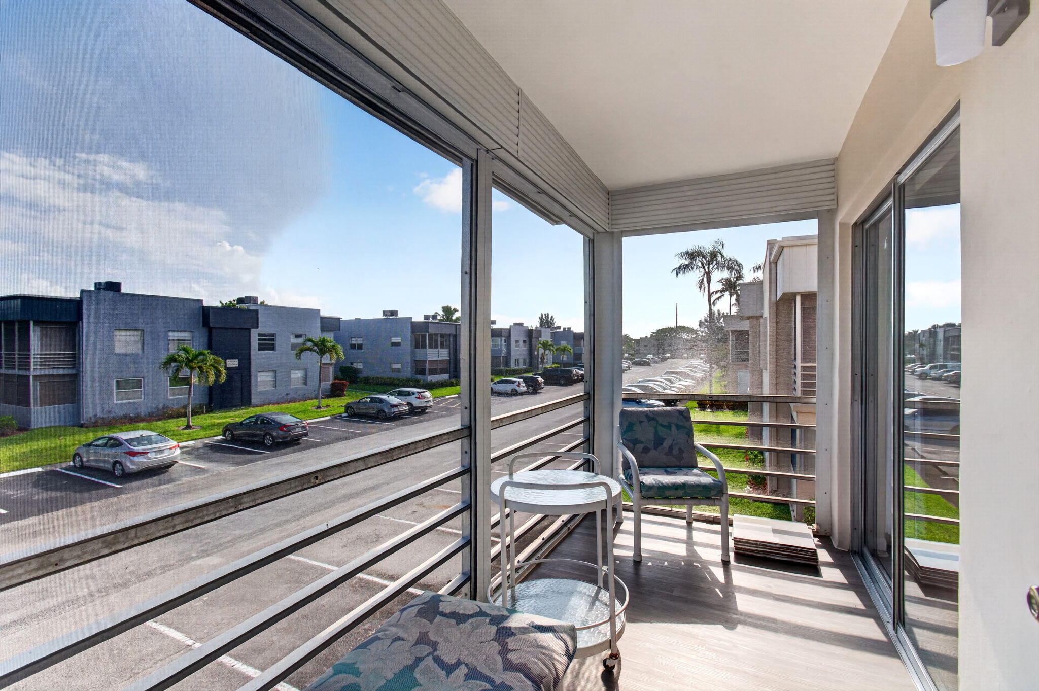 KINGS POINT - Residential