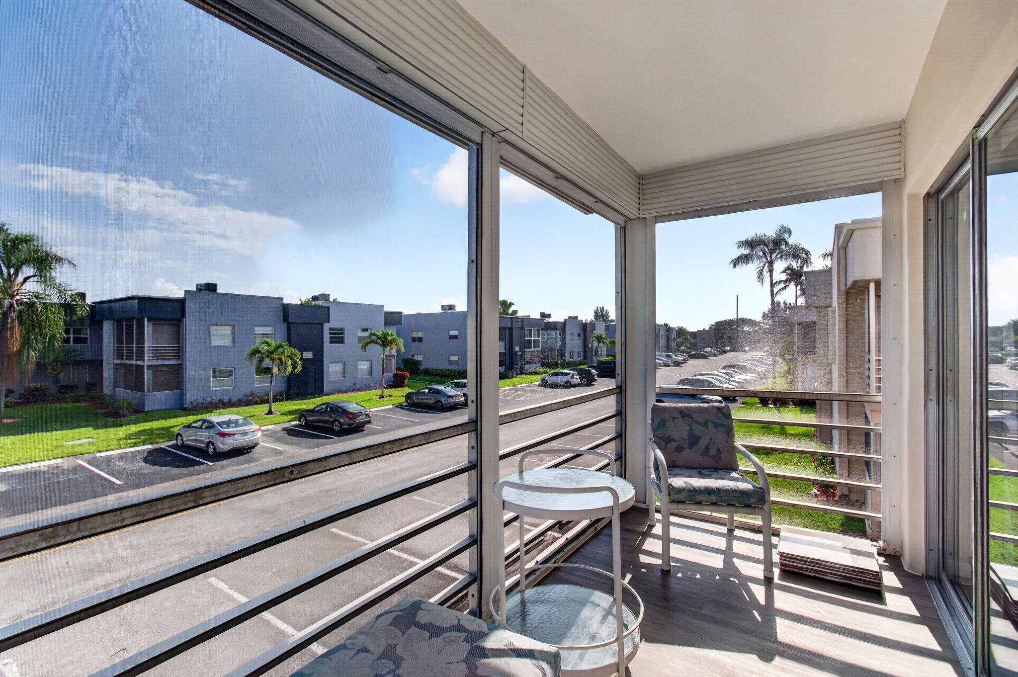 KINGS POINT - Residential