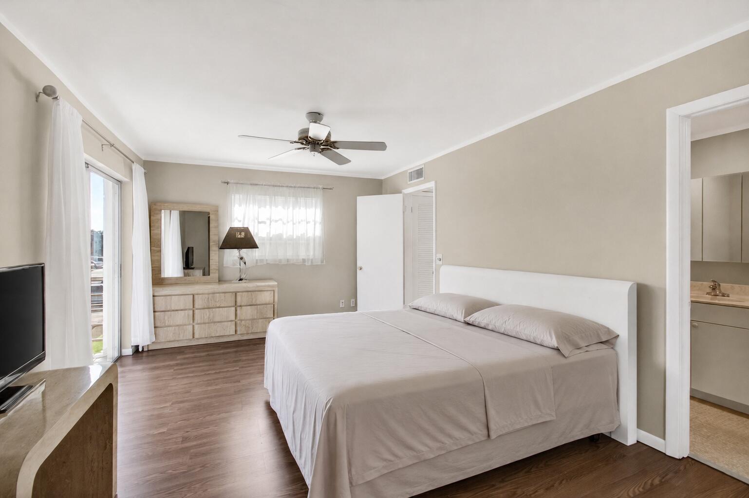 KINGS POINT - Residential