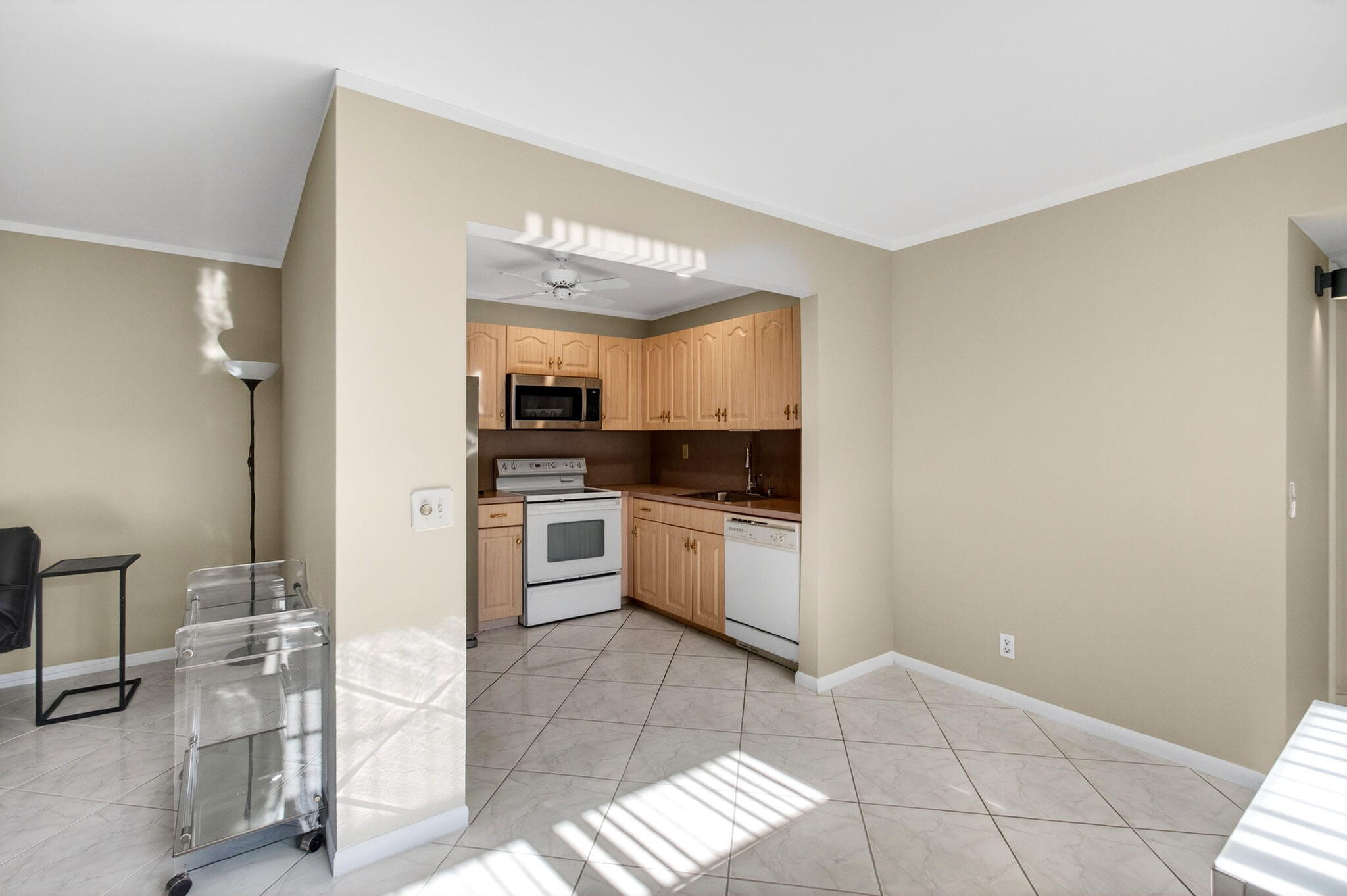KINGS POINT - Residential
