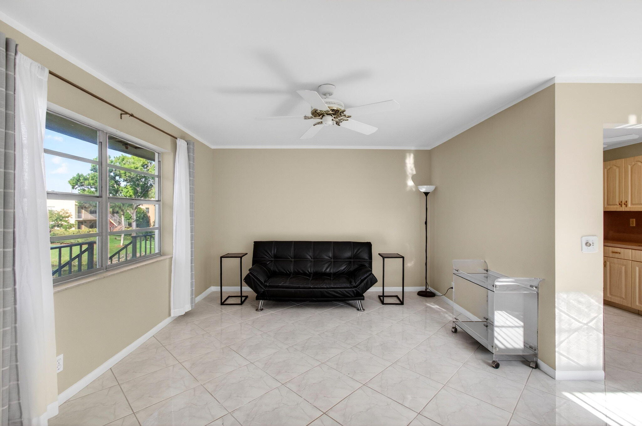 KINGS POINT - Residential