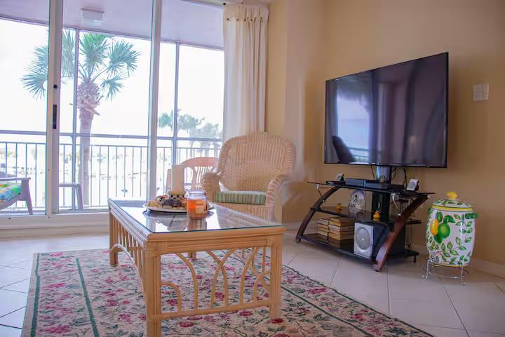 5167 N Highway A1a 207