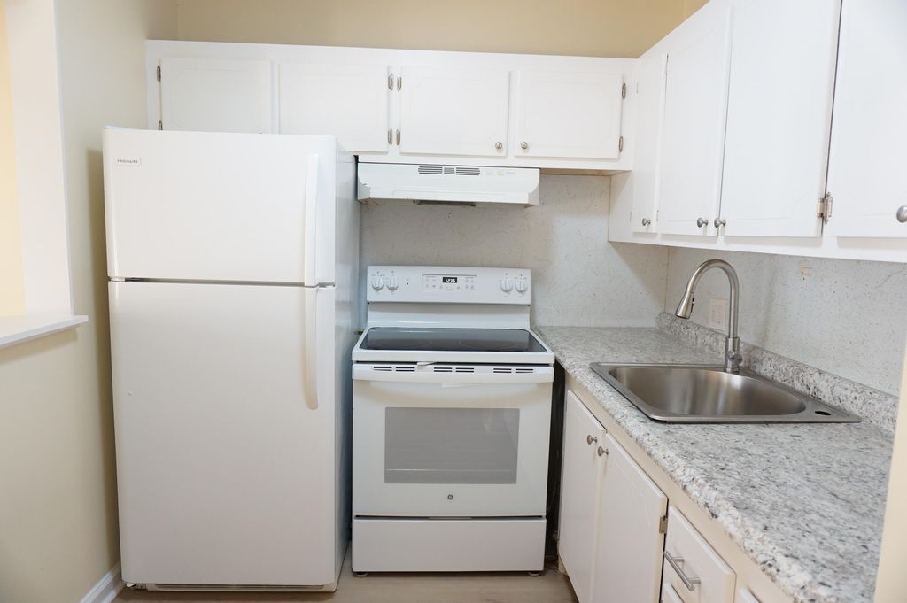 Photo of 369 Sheffield O #369, West Palm Beach, FL 33417 (MLS # B26026523)