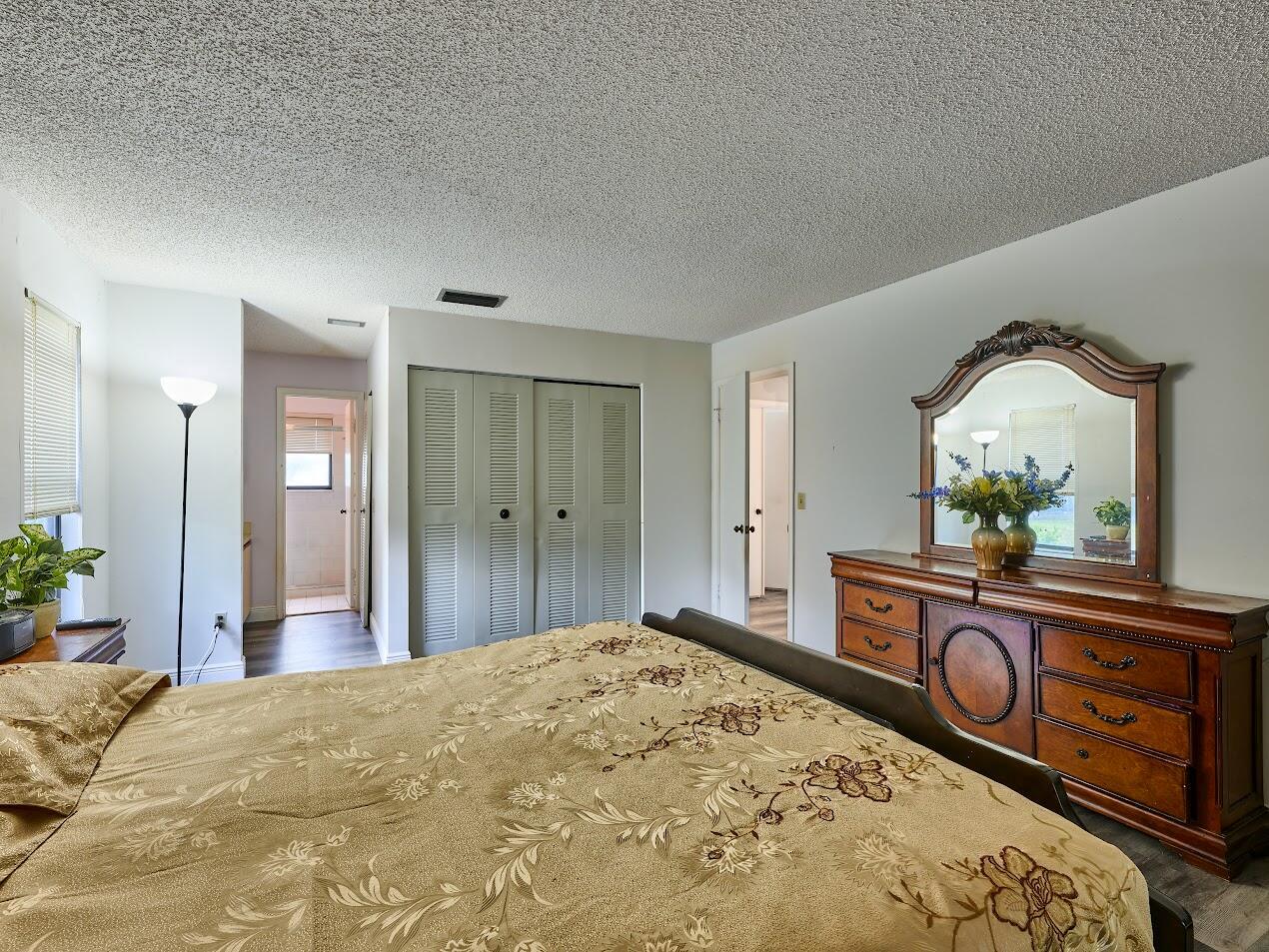 STRATHMORE GATE WEST UNIT - Residential