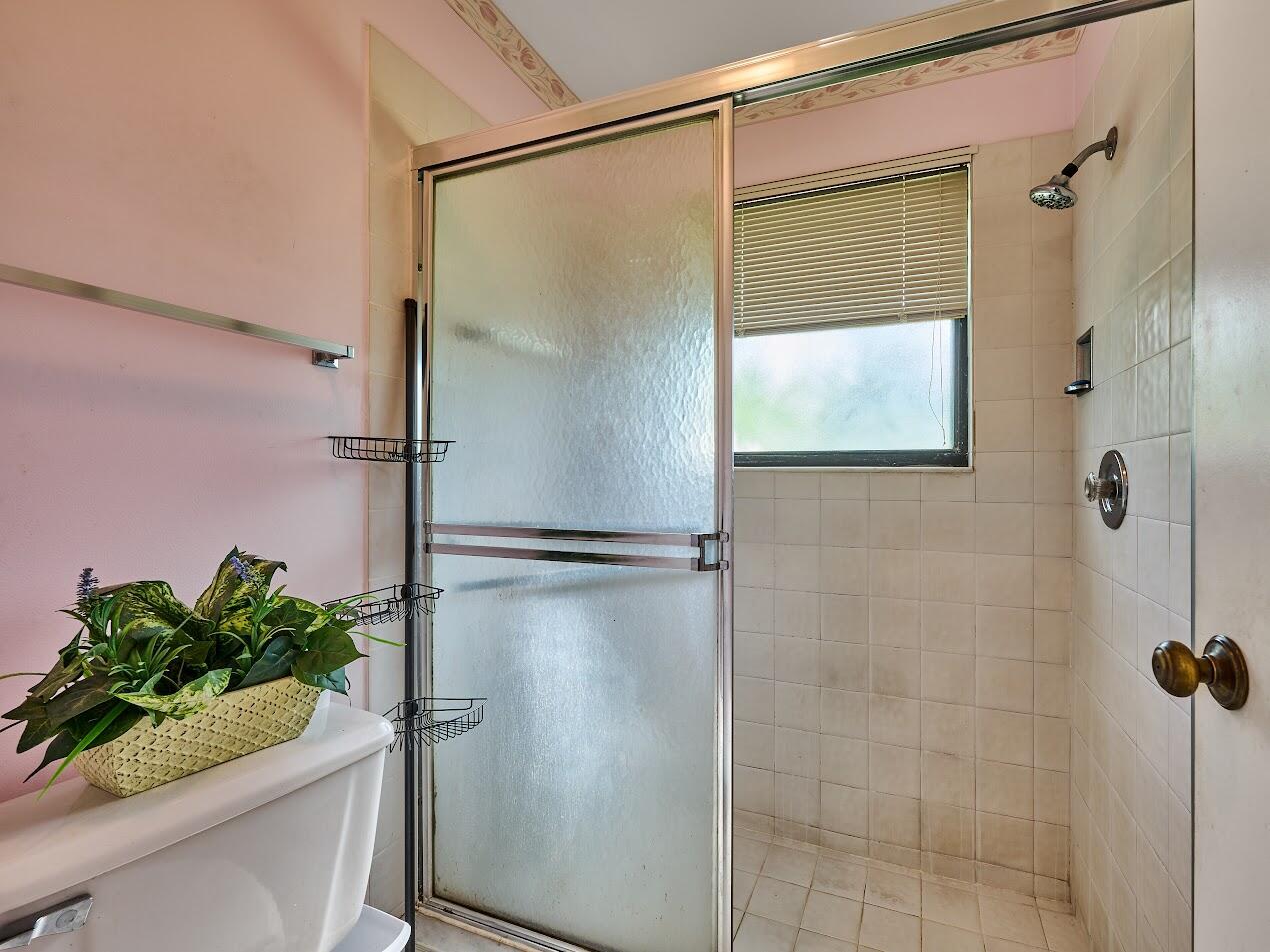 STRATHMORE GATE WEST UNIT - Residential