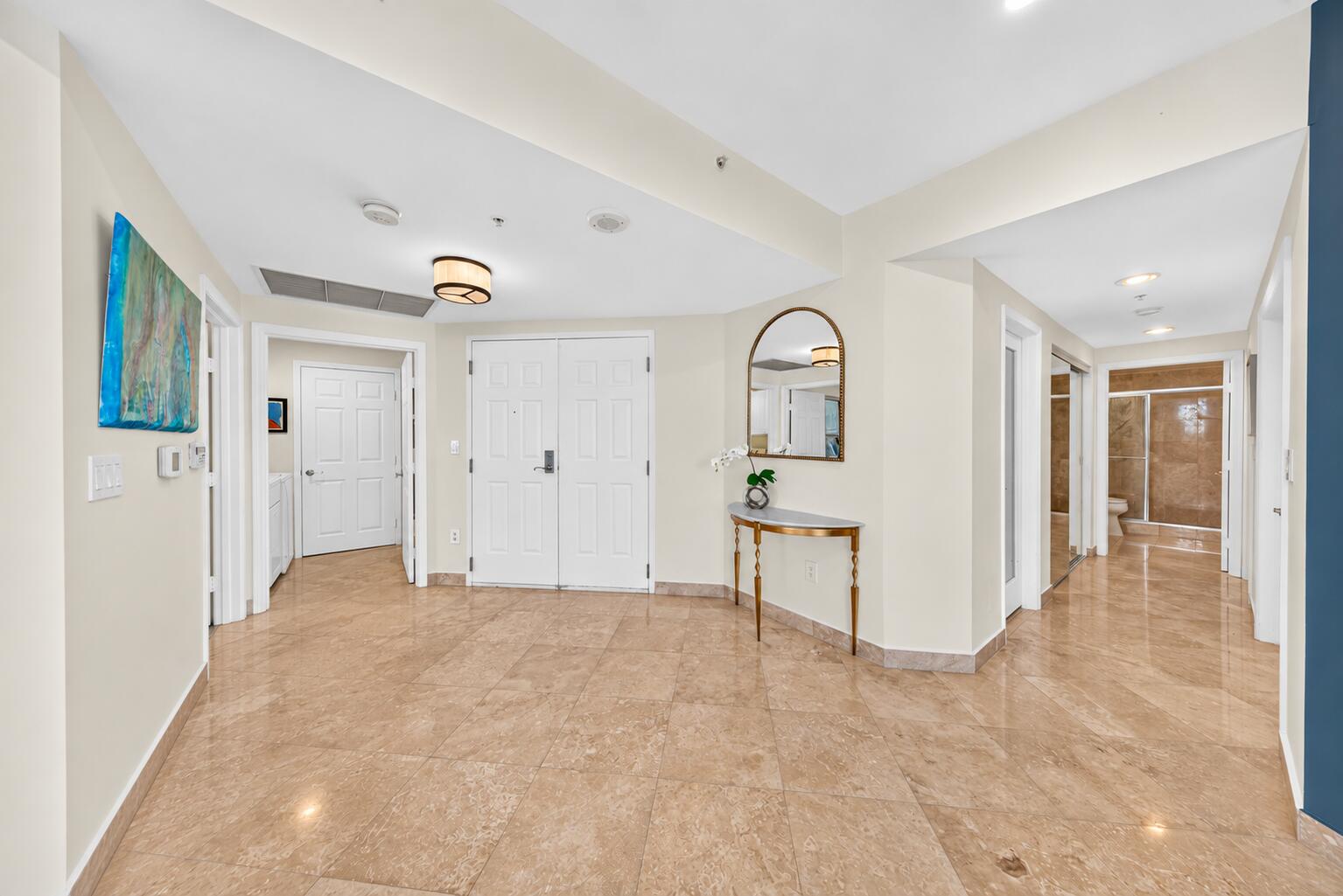 100 S BIRCH Road 701B