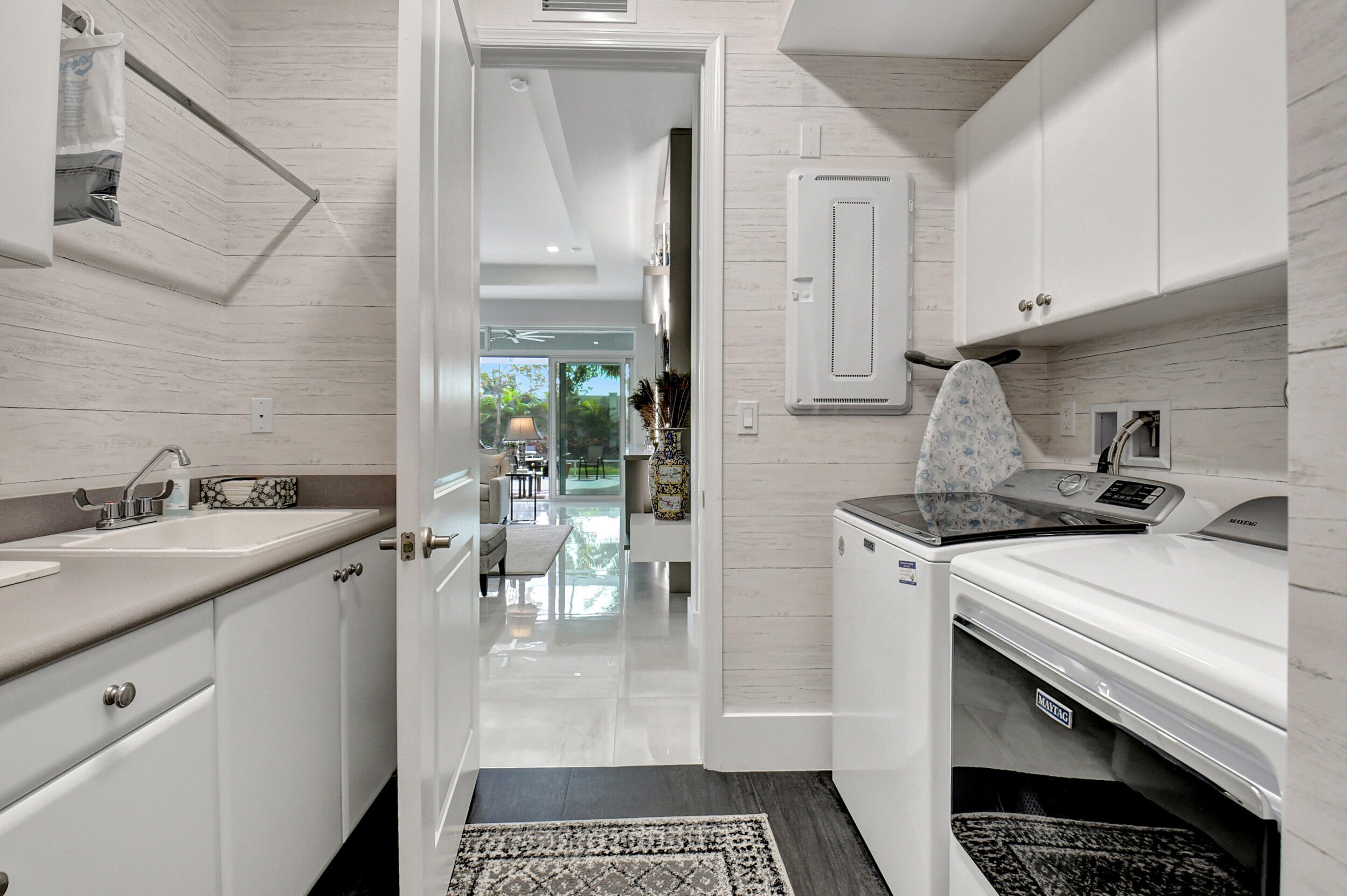 Valencia Sound - Residential