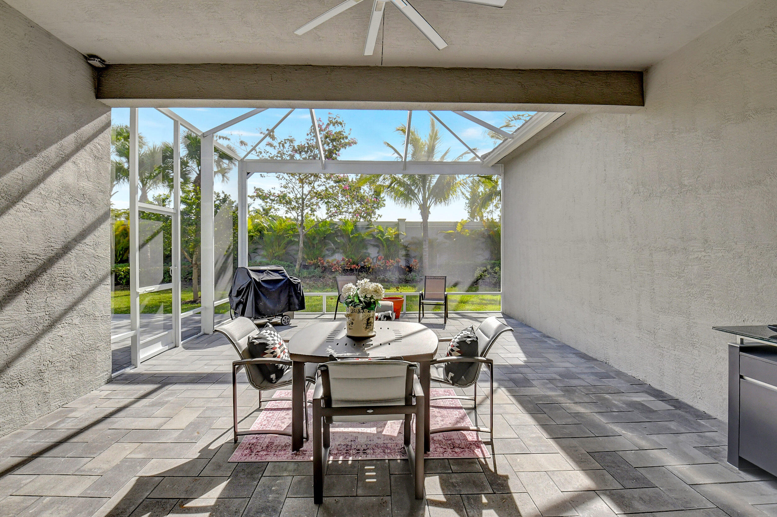 Valencia Sound - Residential