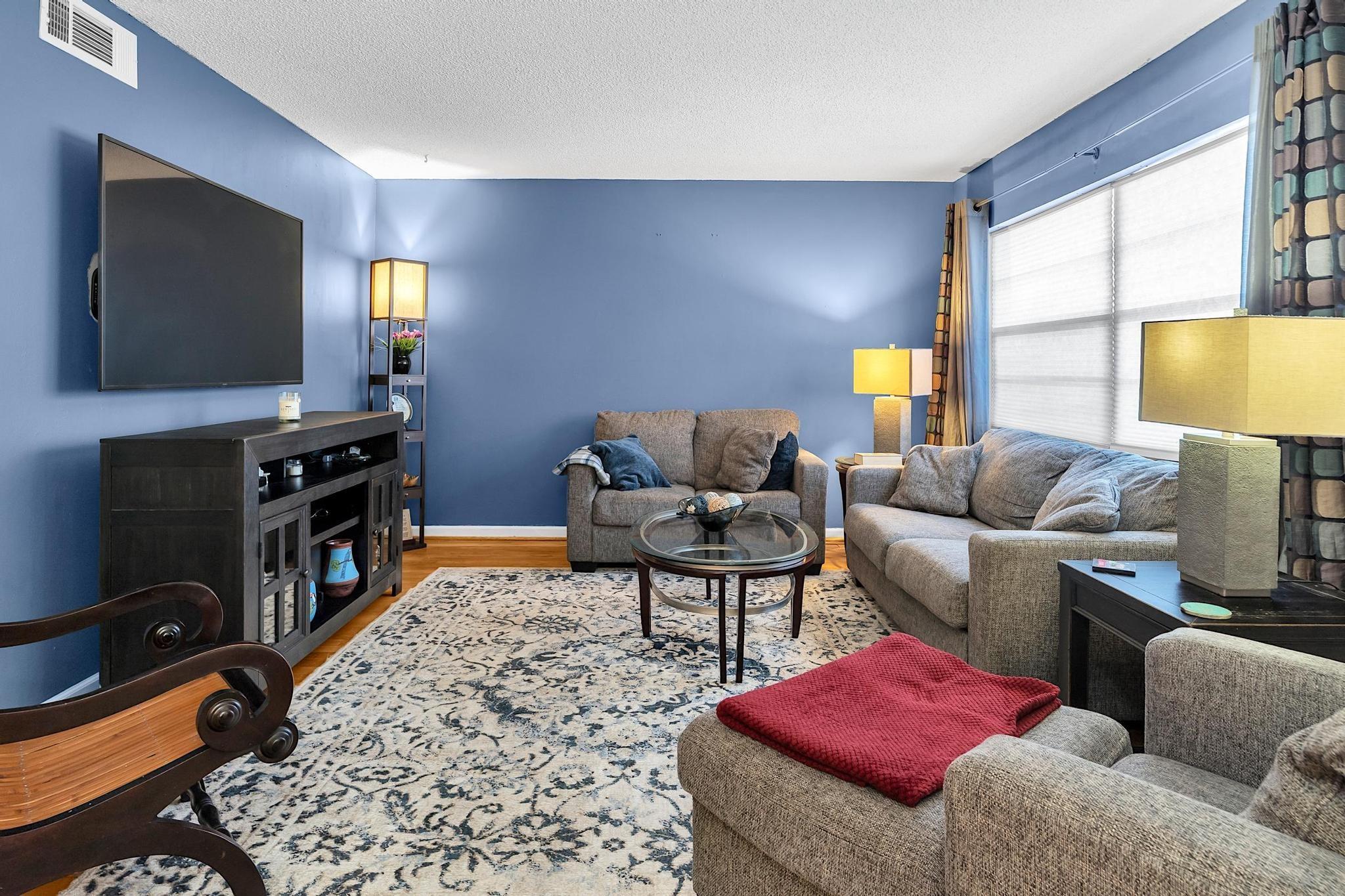 33 Matador Ln 8-21