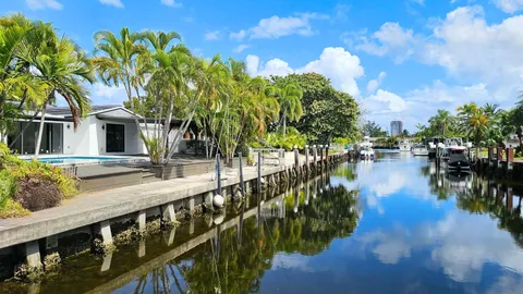900 SE 10th St, Pompano Beach, FL 33060 - MLS#: F10484688