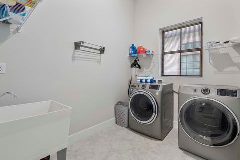 Tiny photo for 7985 Ironwood Way, Parkland, FL 33067 (MLS # B26007227)