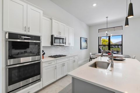 Tiny photo for 7985 Ironwood Way, Parkland, FL 33067 (MLS # B26007227)