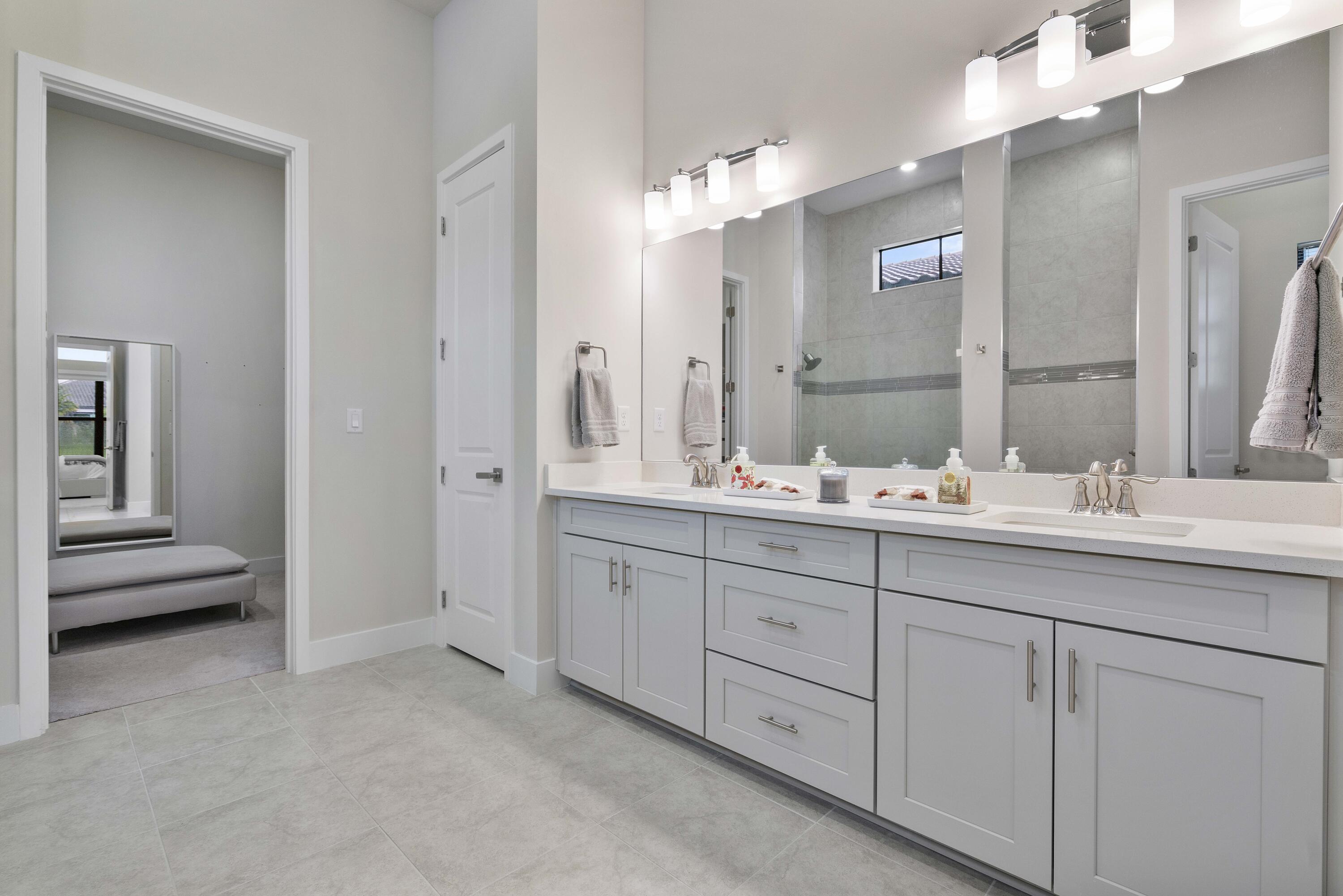 MCJUNKIN FARMS PLAT - Residential