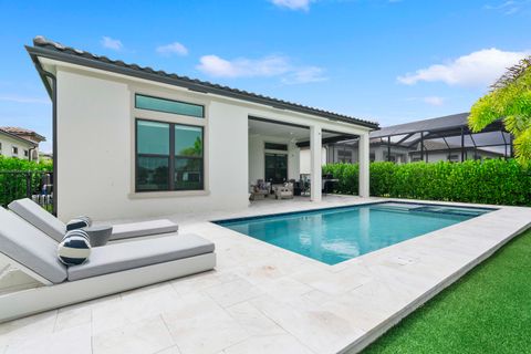 Tiny photo for 7985 Ironwood Way, Parkland, FL 33067 (MLS # B26007227)