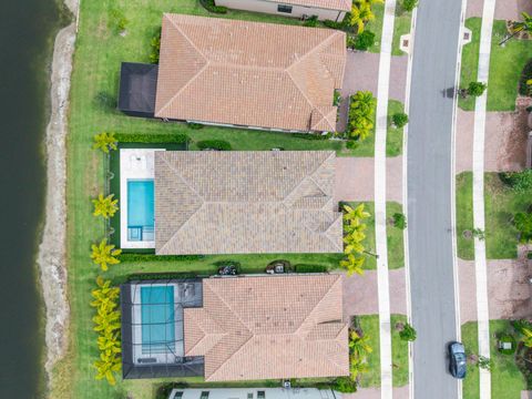 Tiny photo for 7985 Ironwood Way, Parkland, FL 33067 (MLS # B26007227)