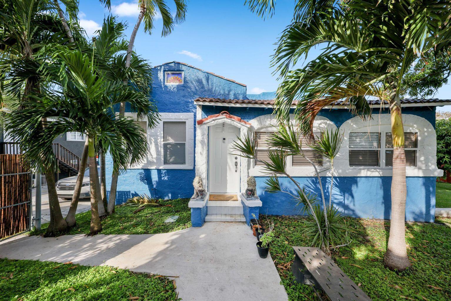 View photos, virtual tours, details... 909 N A Street
