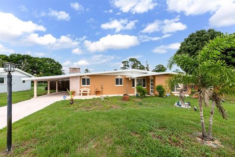 A home in Port St Lucie