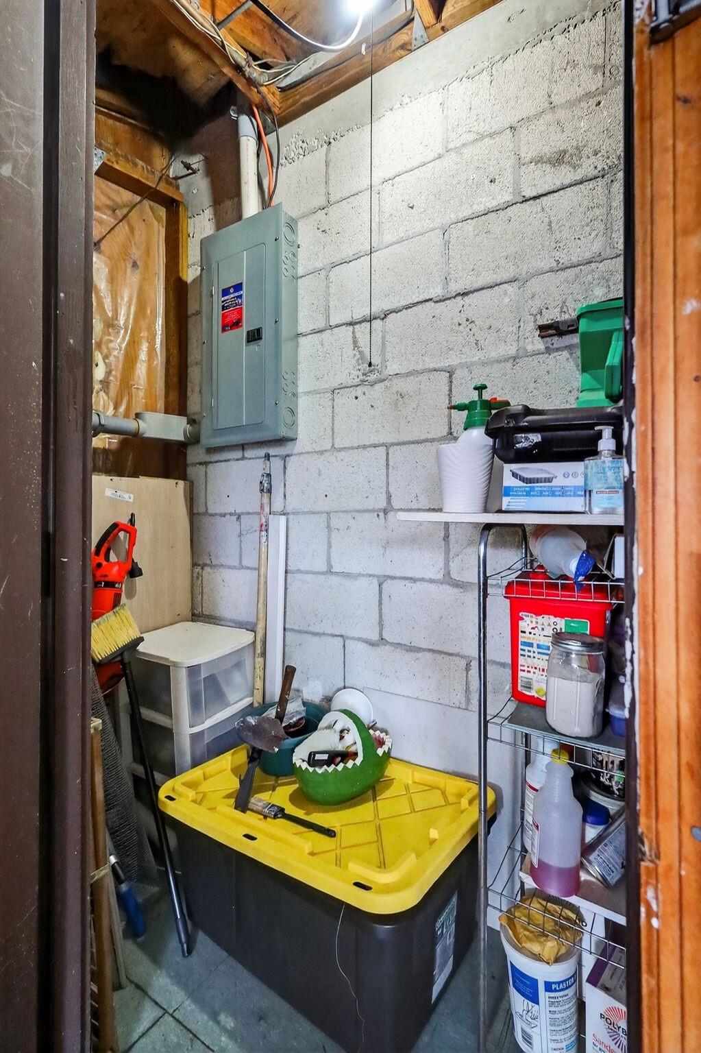 Leslie Estates Section 5 - Residential