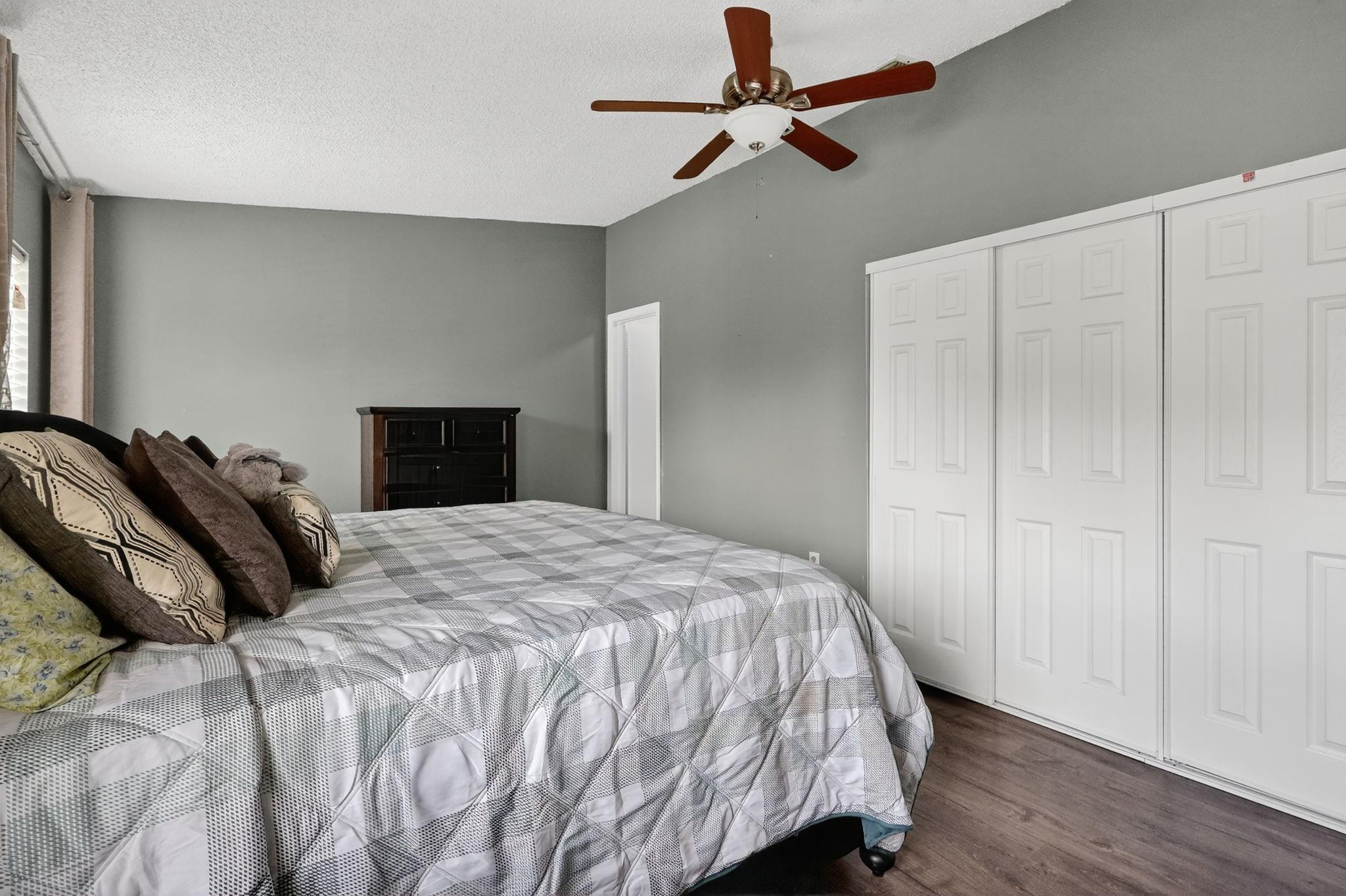 Leslie Estates Section 5 - Residential