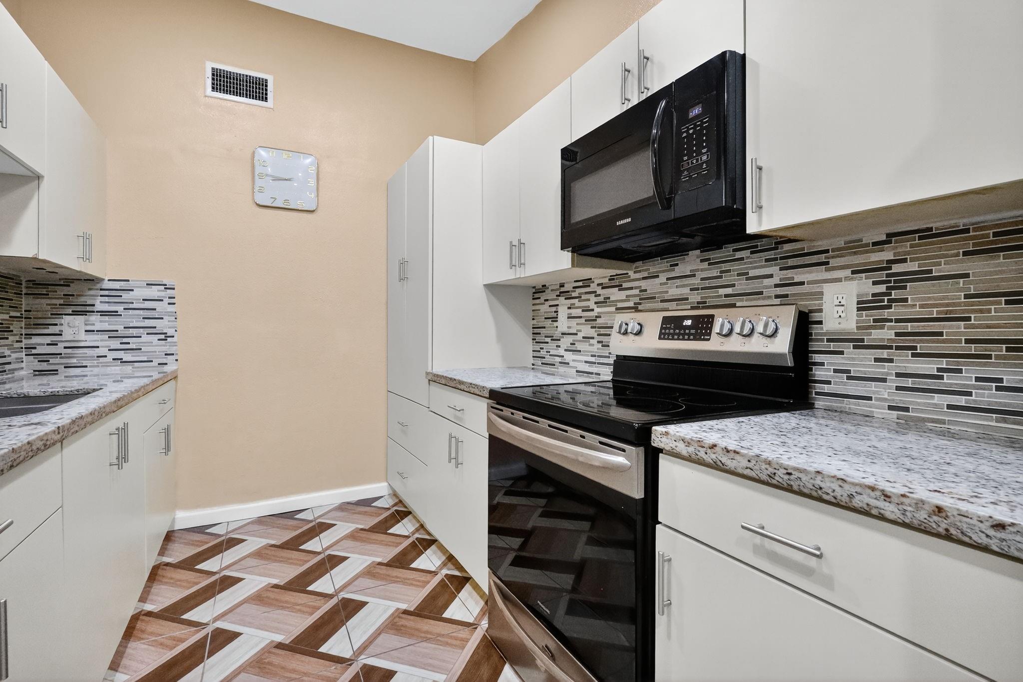 Leslie Estates Section 5 - Residential