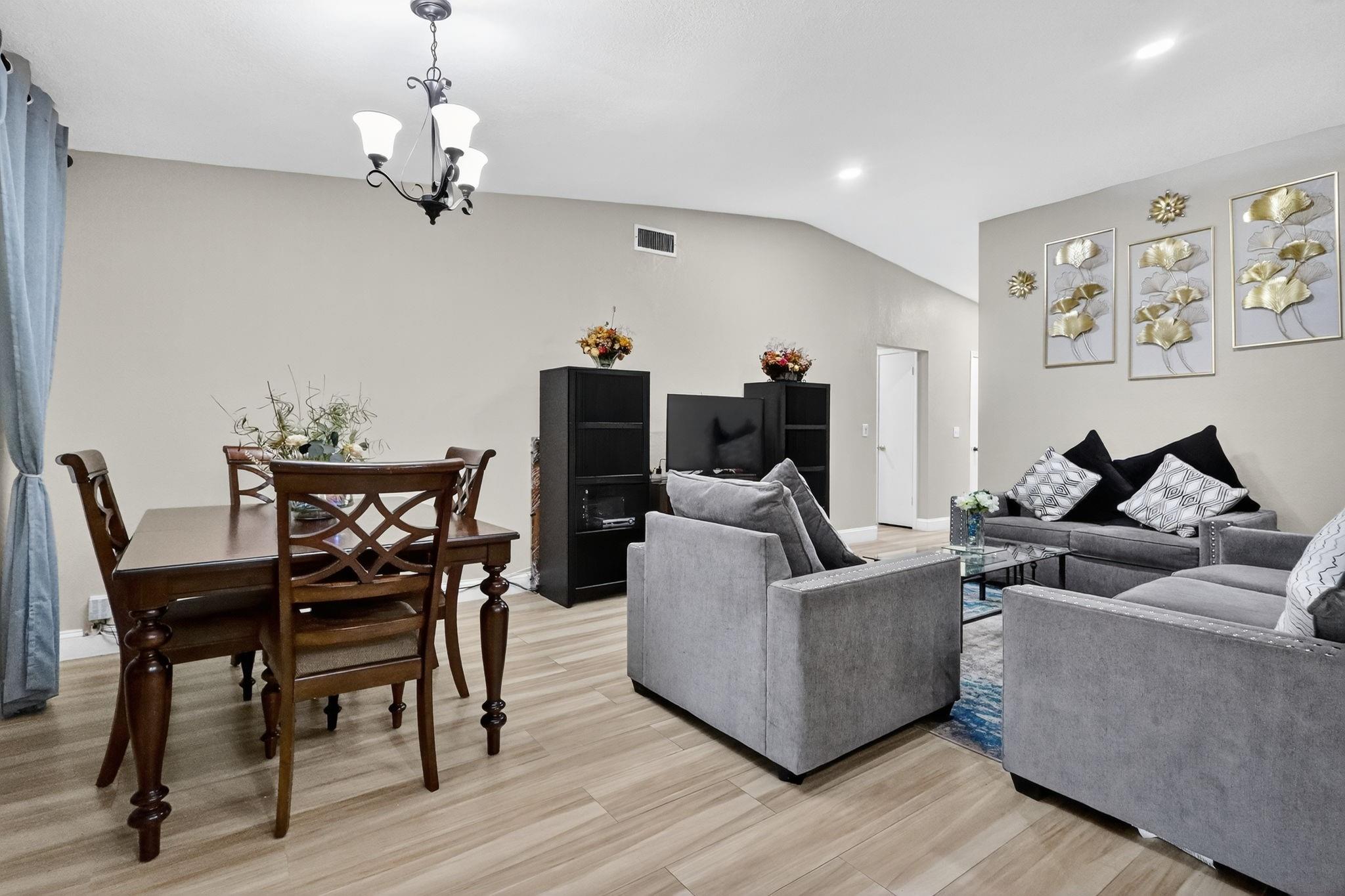 Leslie Estates Section 5 - Residential