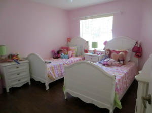 LAKEFIELD - Residential