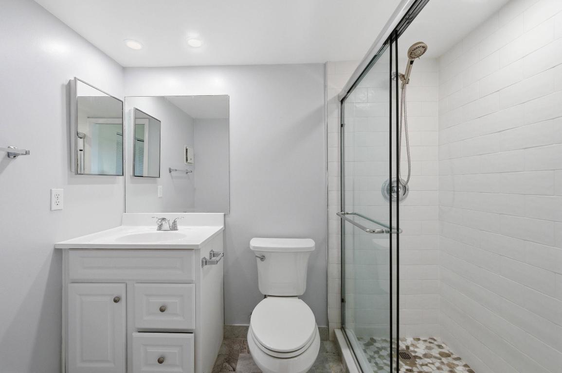 KINGS POINT BURGUNDY CONDOS - Residential