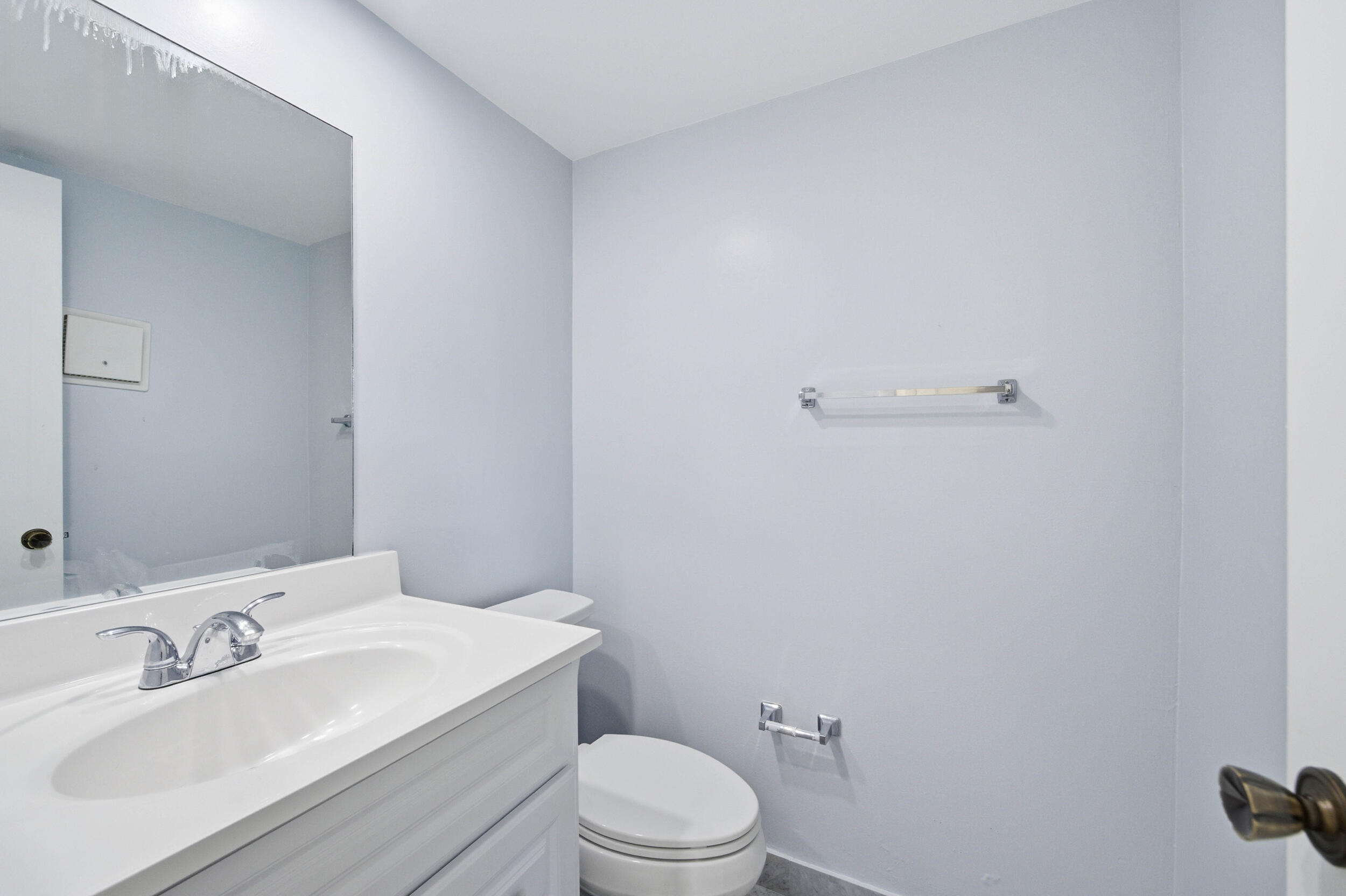 KINGS POINT BURGUNDY CONDOS - Residential