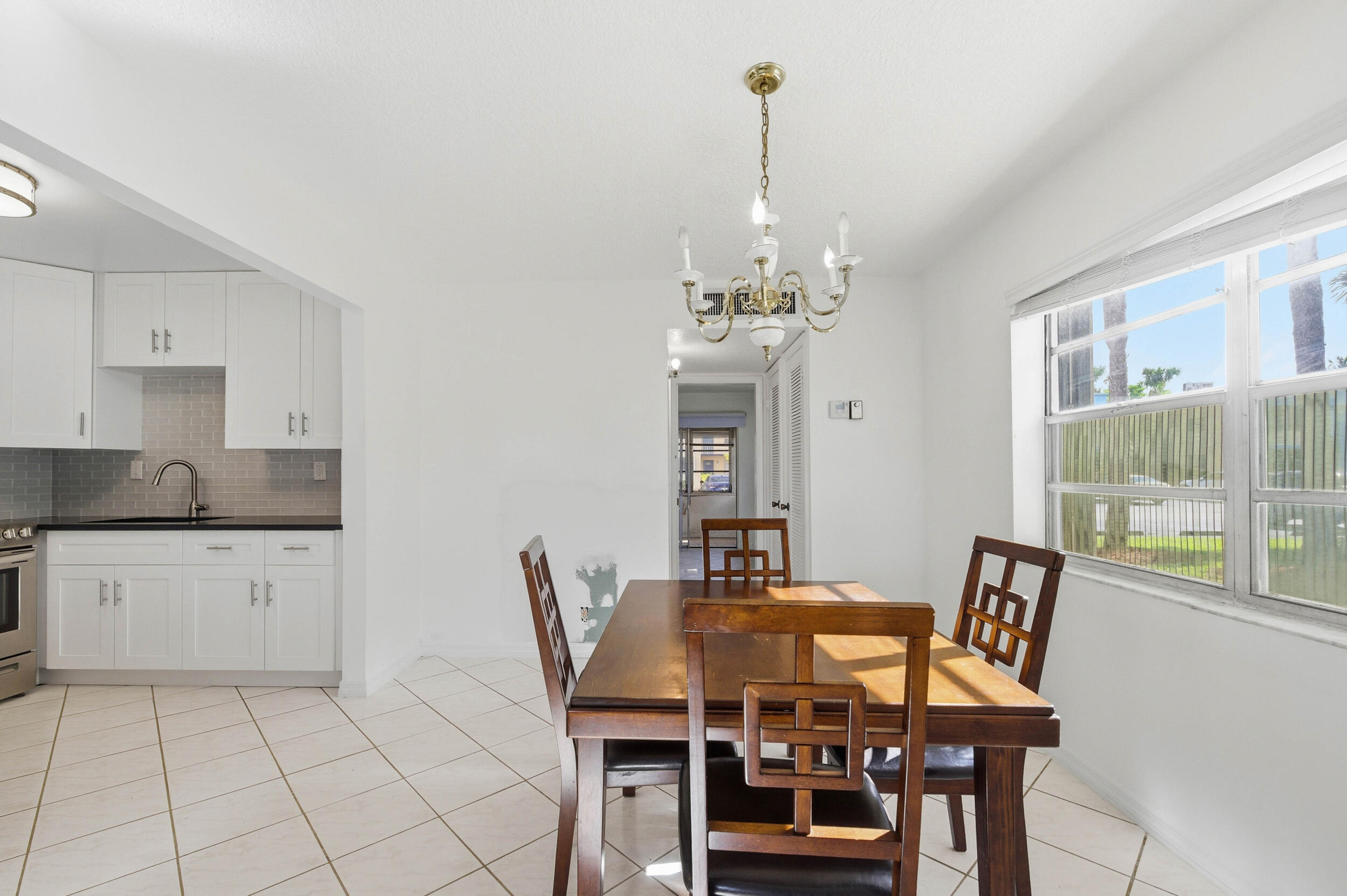 KINGS POINT BURGUNDY CONDOS - Residential