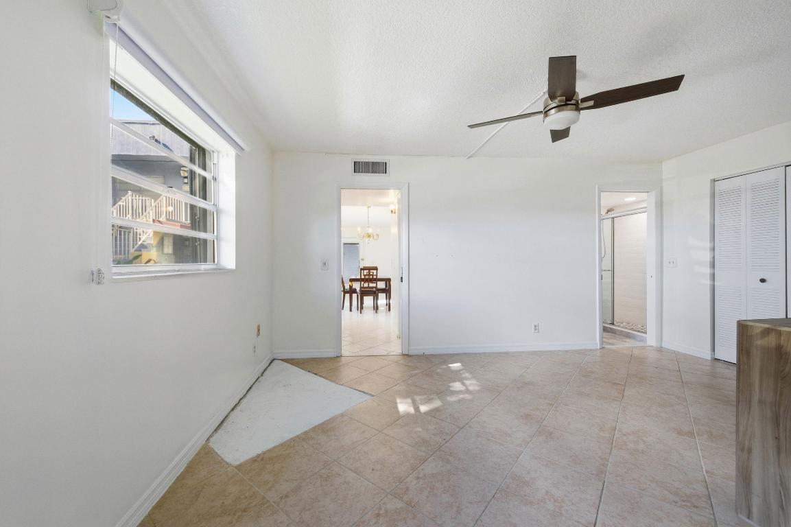 KINGS POINT BURGUNDY CONDOS - Residential