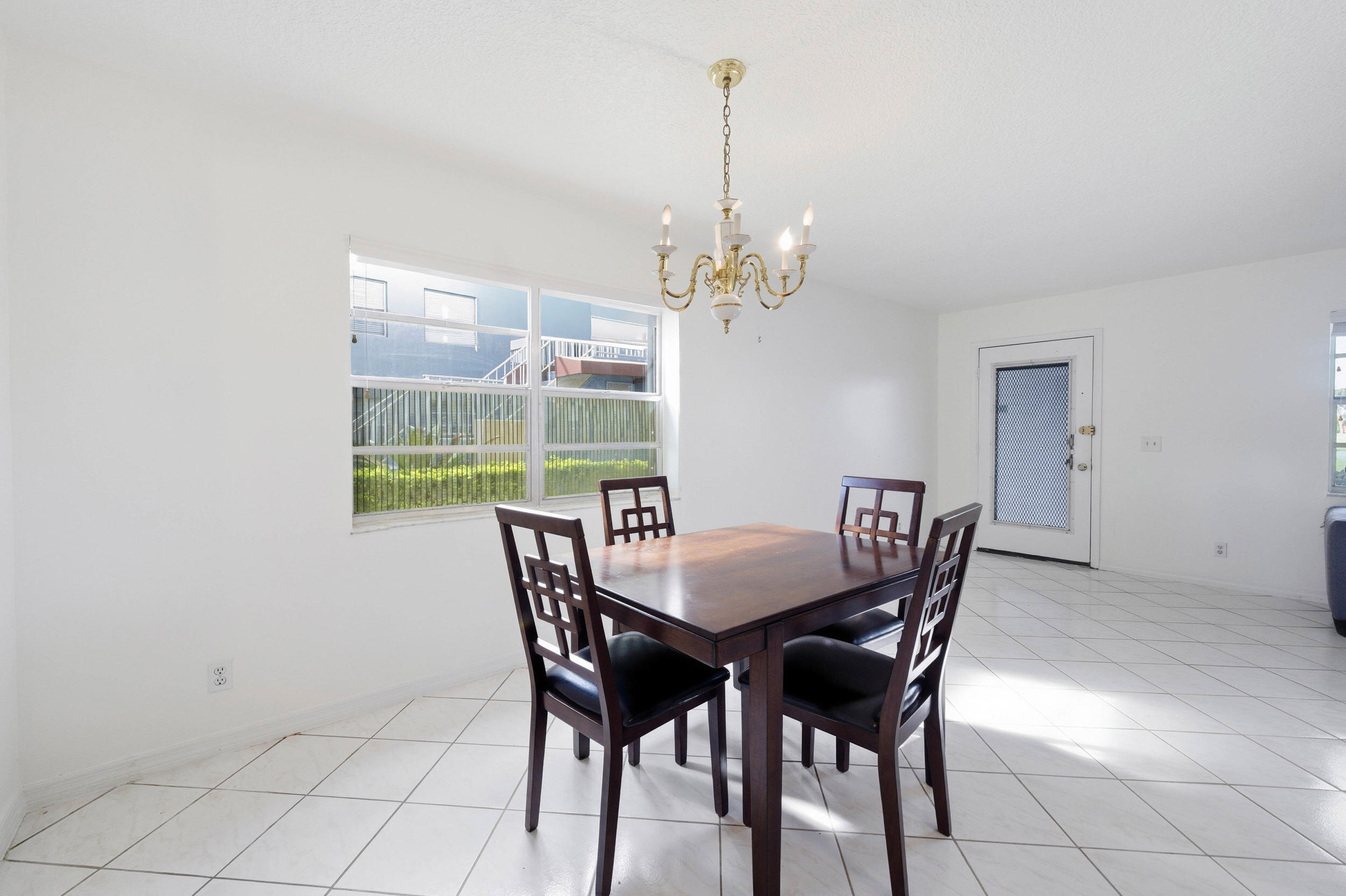 KINGS POINT BURGUNDY CONDOS - Residential