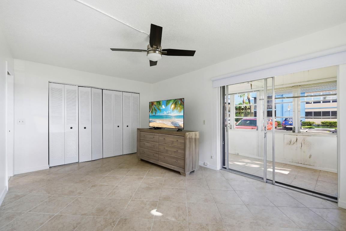 KINGS POINT BURGUNDY CONDOS - Residential