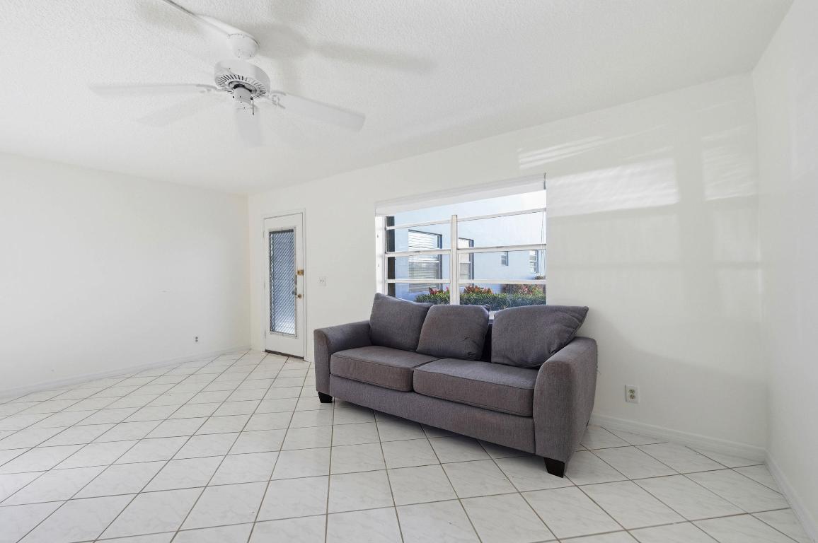 KINGS POINT BURGUNDY CONDOS - Residential