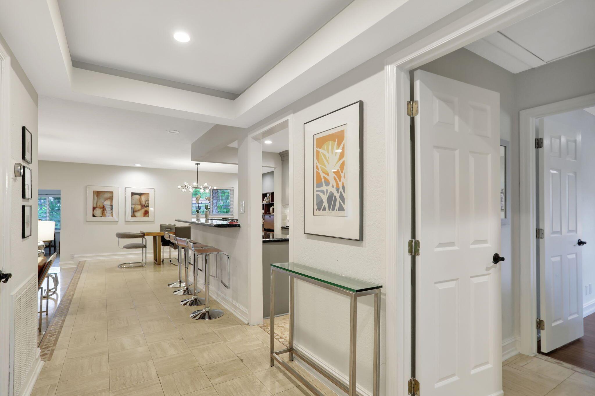 1128 W Cypress Drive V-15