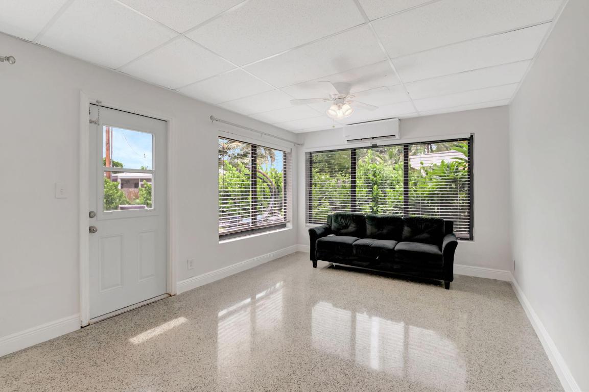 PRIVATE POOL - Residential Lease