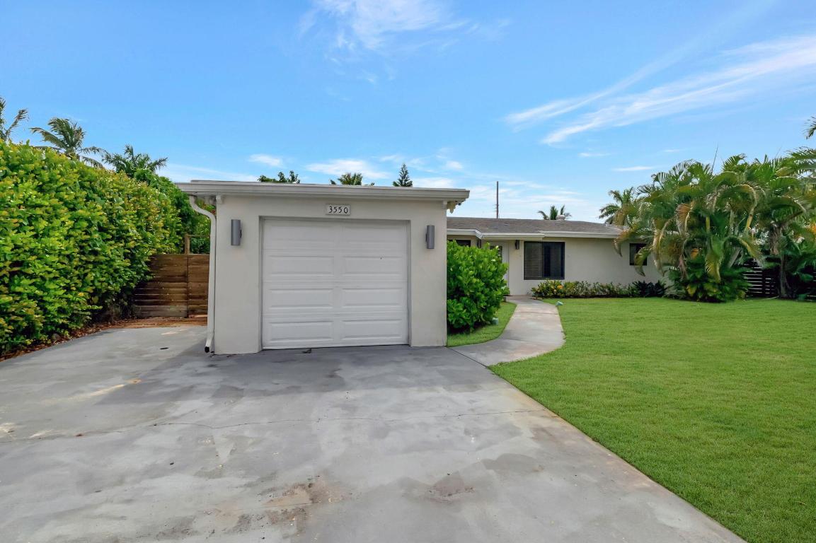 PRIVATE POOL - Residential Lease