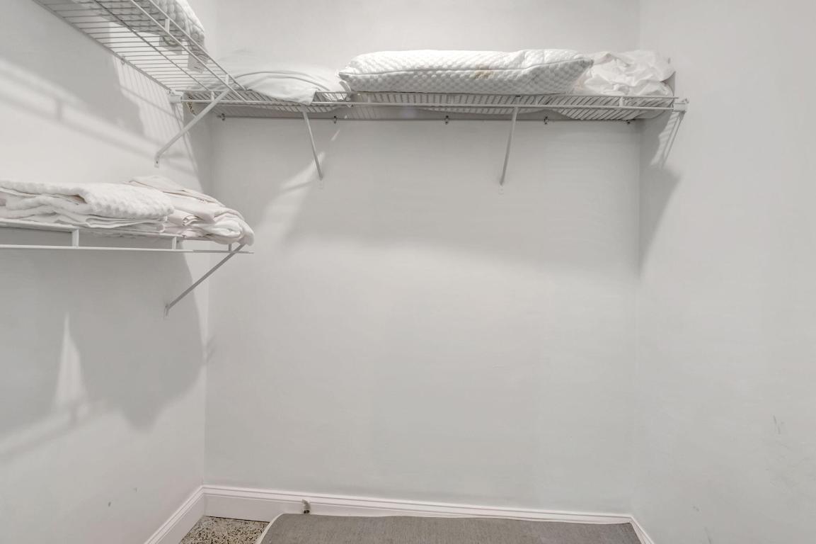 PRIVATE POOL - Residential Lease