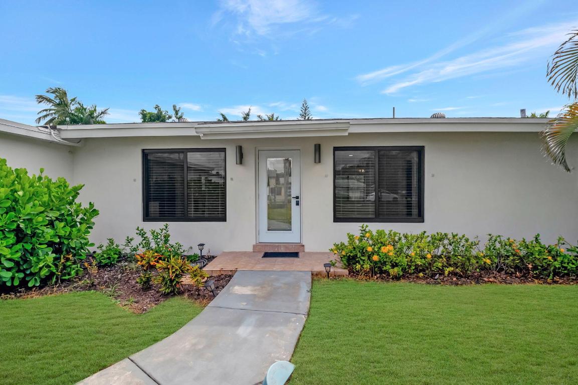 PRIVATE POOL - Residential Lease