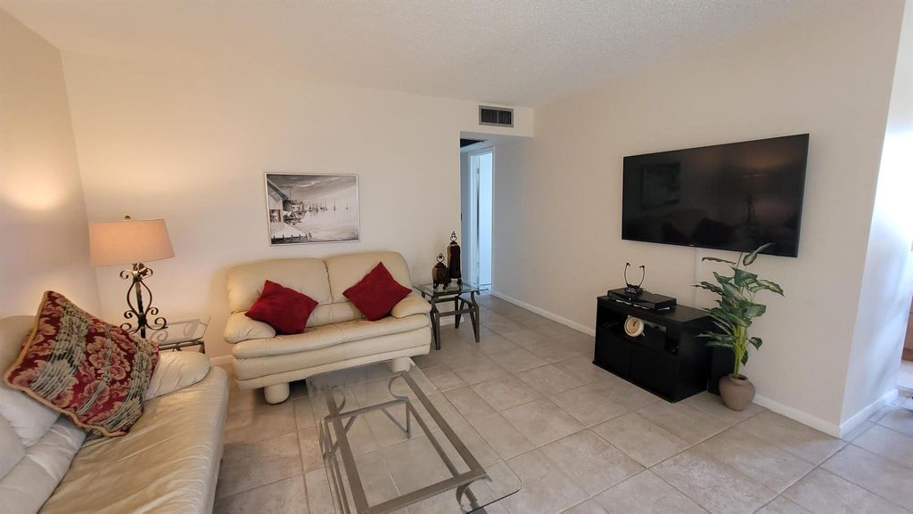 Photo of 232 Canterbury J, West Palm Beach, FL 33417 (MLS # R11134078)