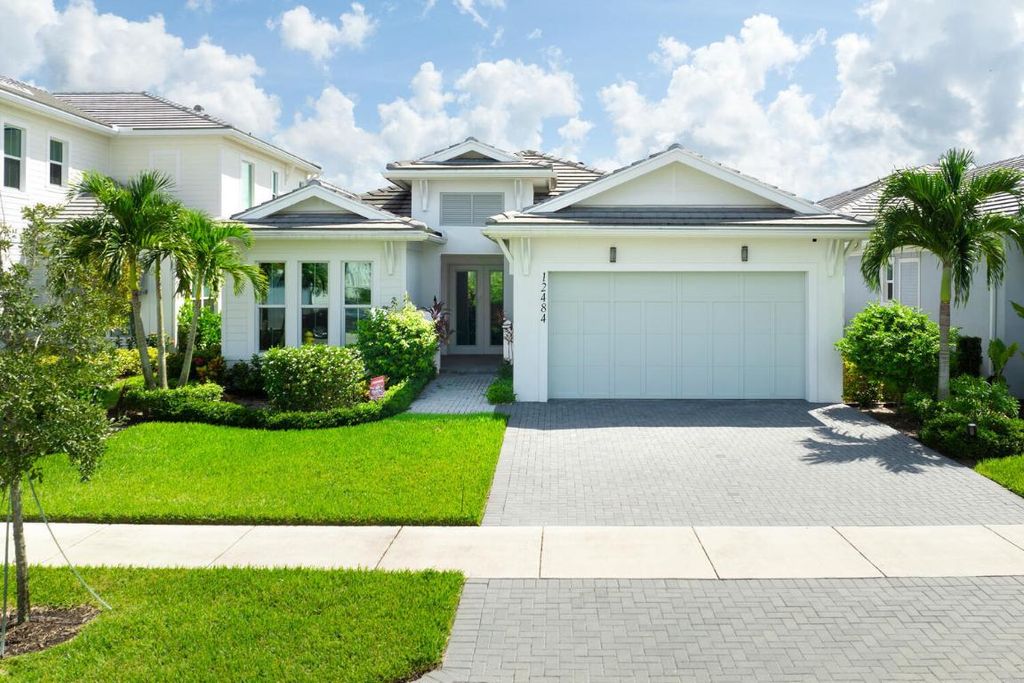 Photo of 12484 Nautilus Circle, Palm Beach Gardens, FL 33412 (MLS # R11018602)