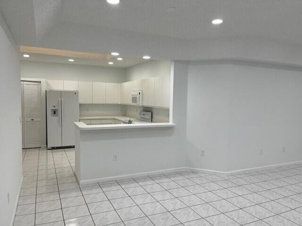 Photo of 9880 Summerbrook Terrace #B, Boynton Beach, FL 33437 (MLS # R11093151)