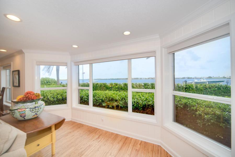 BEACH SHORES - Residential